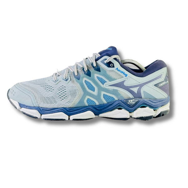 MIZUNO WAVE HORIZON 3