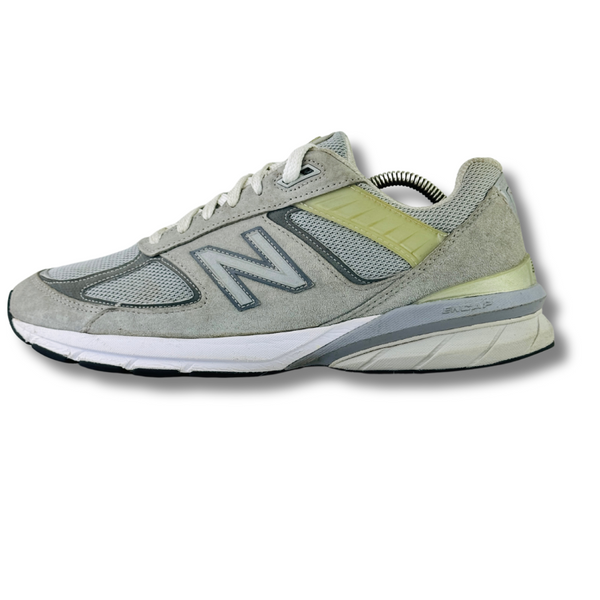 NEW BALANCE 990 V5