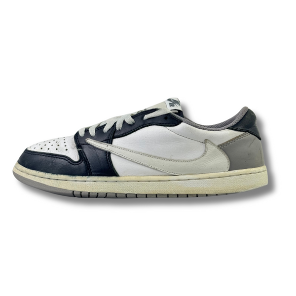 NIKE Aj1 X TRAVIS SCOTT