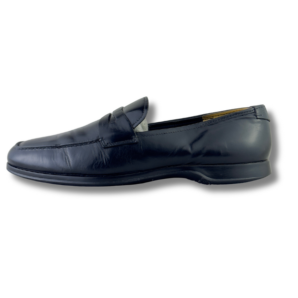 PRADA LUXURY LOAFER