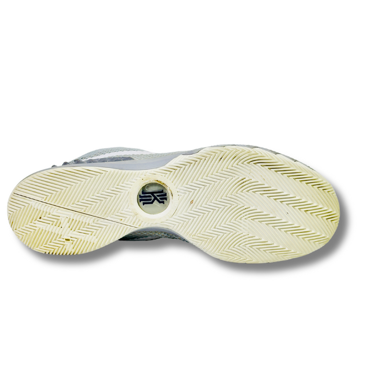 NIKE KYRIE 1 - Kicksterr