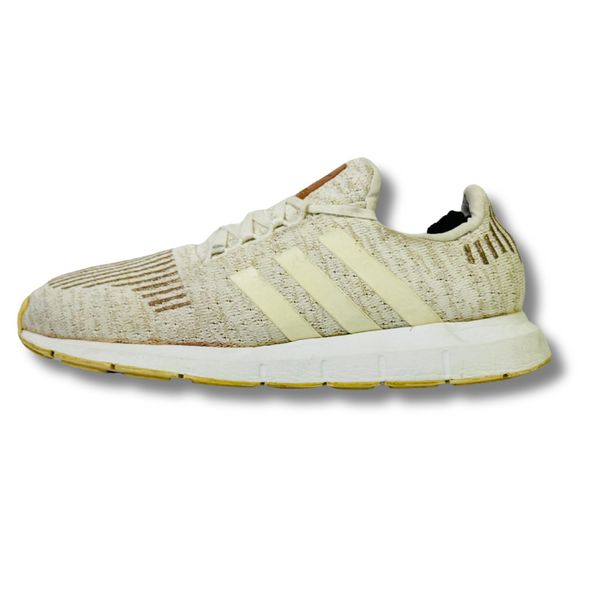 ADIDAS SWIFT RUN