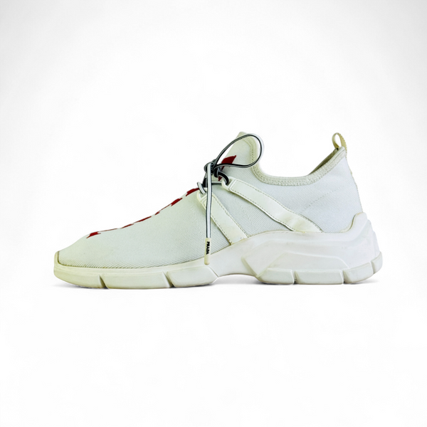 PRADA LOW TOP SNEAKER