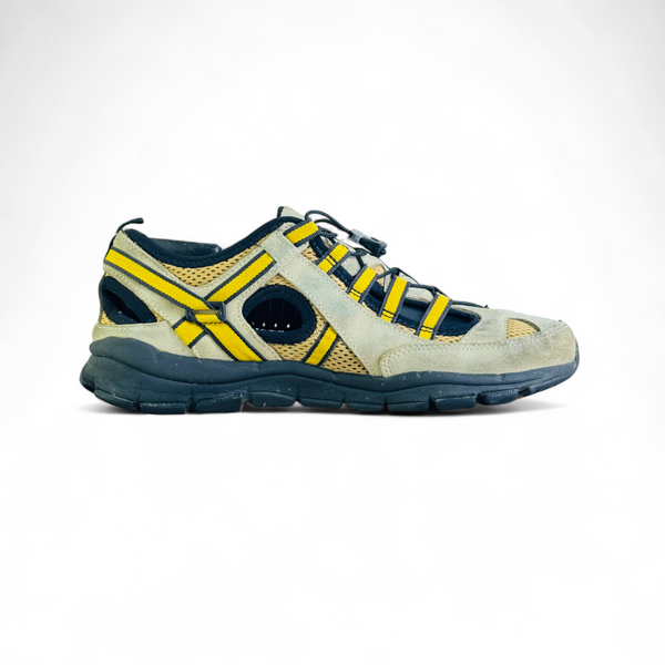 QUECHA HIKING SHOES
