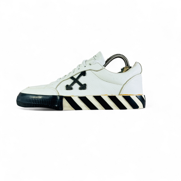 OFF WHITE LUXURY SNEAKER