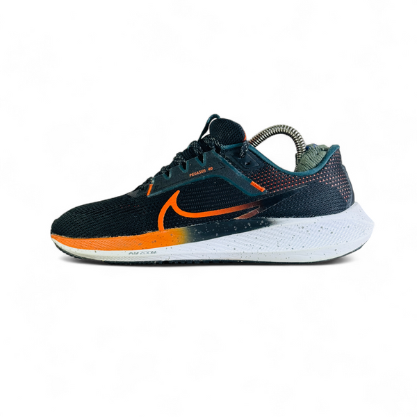 NIKE AIR ZOOM PEGASUS 40